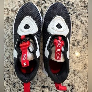 Nike toddler shoes